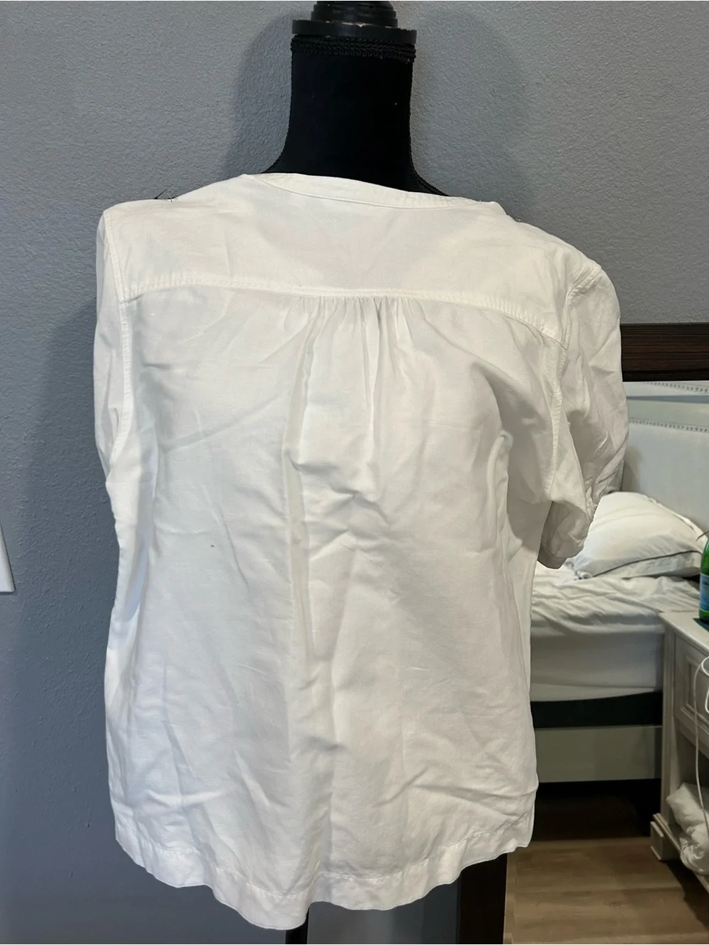 Uniqlo White Linen Blend Blouse XS NWOT - Picture 4 of 5